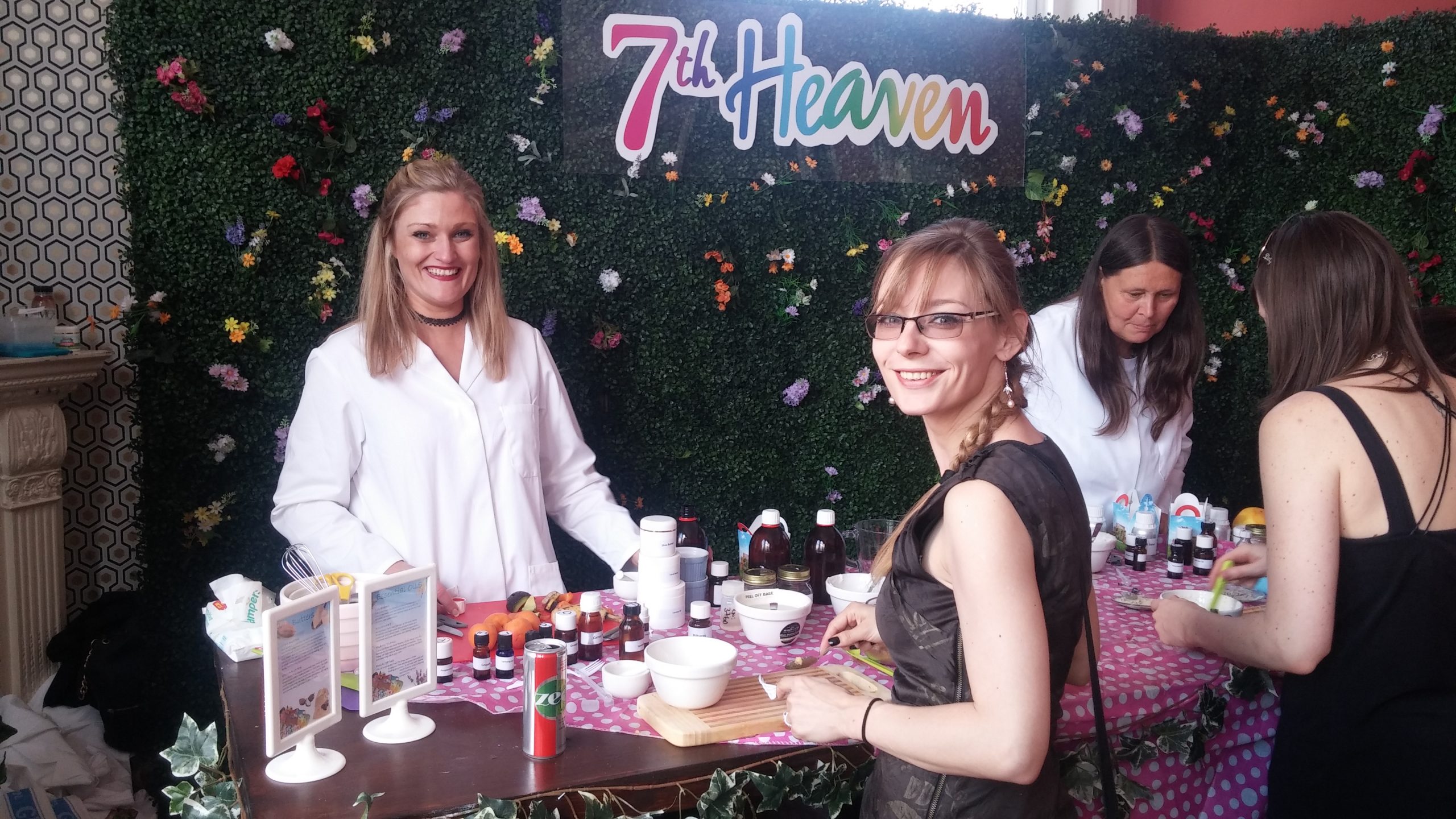 Preparing a face mask with 7th heaven