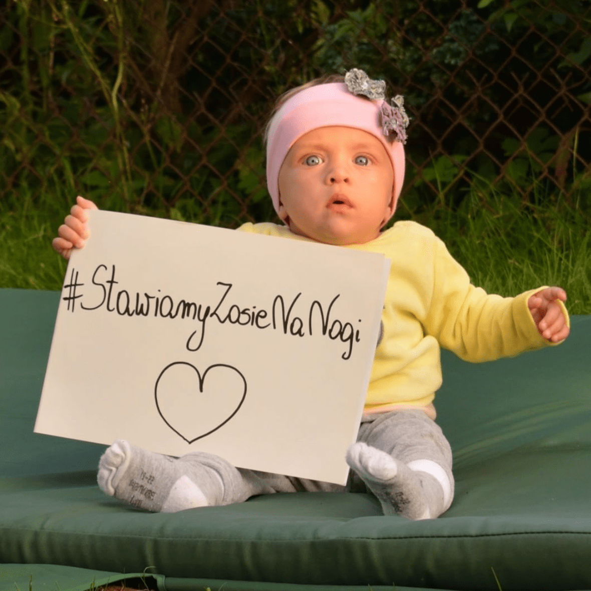 Zuzia supports Zosia